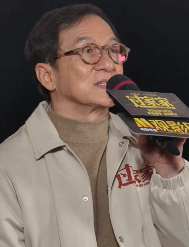 成龙宣布每年将推出一部新电影，以回馈影迷支持并挑战多元角色