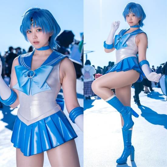 樱花妹COS水星战士，胶衣造型展现丰满身材与肉感美腿